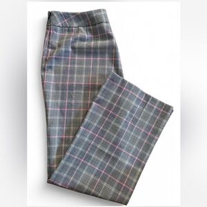 NWT Chic Plaid Trousers in Gray and Pink